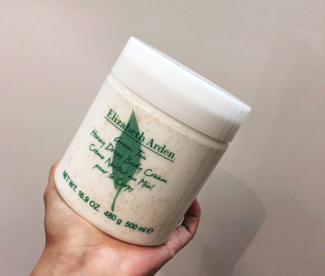 妮维雅的夜间极致美白身体乳