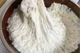 冬季发面太简单，大厨教你这样做，发满一大盆，做啥一样好吃图片