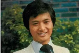 吴孟达：周润发当年太可怜！根本没有裤子换，我把我的裤子送给他图片