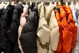 女孩乘地铁羽绒服“炸”了！羽绒服的这些安全知识你知道吗？图片
