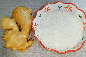 夏天，大米搭配生姜作用拿钱都难买，85岁奶奶的长寿秘诀，真实用图片