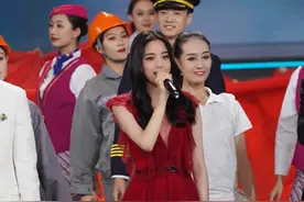 继欧阳娜娜参加国庆晚会后，众多台湾地区艺人也纷纷表态祝福祖国图片