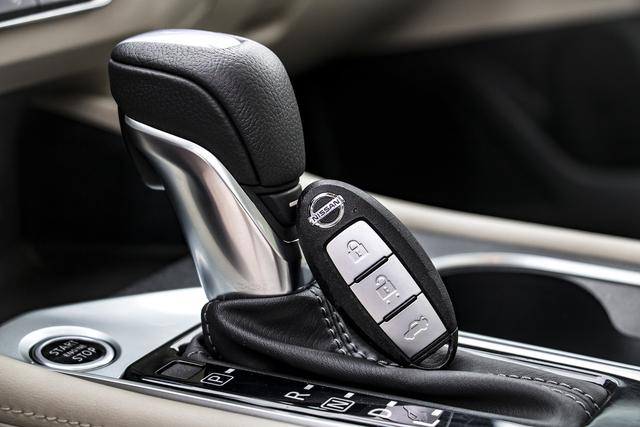 日产全新帕拉丁来了，售价19万，尺寸超哈弗H9，越野秒杀霸道