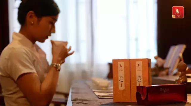 龙园精品普洱熟茶380克(龙园号老树茶2015)