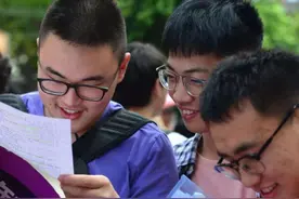 高考成绩在400分左右，报考省内还是省外大学？两者谁更有优势图片