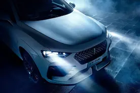 全球限量300台，WEY品牌联手巴博斯，VV7 GT 诠释何谓高端SUV图片