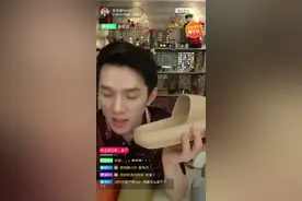 拖鞋中的同价高配！抑菌解压超舒适，网友：这才是“踩屎感”图片