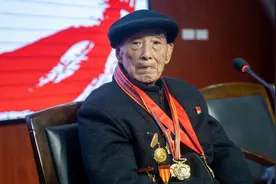雨花台中学初中部《谁是最可爱的人》系列活动之英雄老兵进校园图片