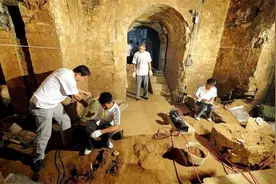 秦始皇女儿墓出土，墓中场景杂乱不堪，专家：胡亥太狠了图片