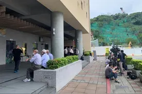 罗霈颖遗体已被送至殡仪馆，小S听闻噩耗很难过：真的希望是误报图片