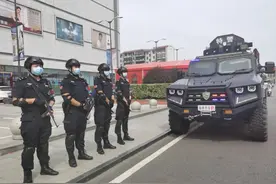 仙桃公安：节日坚守巡逻，令人很安心！图片
