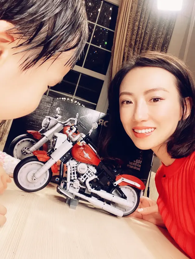 一个玩具有一百种玩法，小魔怪没开学的日子靠它续命！