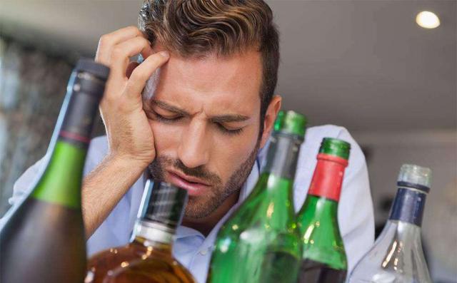 解酒药？蜂蜜？桑葚？医生是用什么方式“解酒”的？