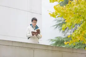发表15篇学术论文，奖励拿到手软！湖南这位学霸，已保研顶尖985！图片