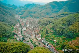 一桥踏两府！浙江神奇山村：用五种语言诉说七百年古往今来图片