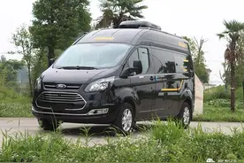 商旅通勤为一体，全新罗曼炮房车，新全顺底盘打造图片