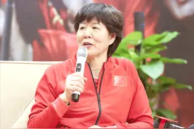 郎平受访“问心无愧”遭质疑，爆料朱婷睡不着，自己可能会回归图片