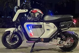 价值3万的小牛电动车改装教程，不得不看图片