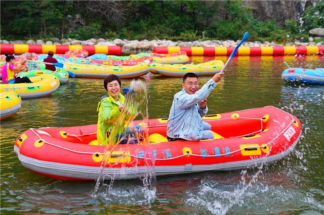 河北保定好风景，山林间的绿野仙踪，露营、房车、漂流，炫酷好玩