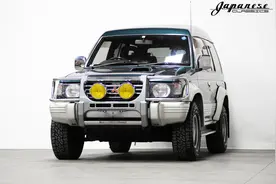 1993年三菱帕杰罗 那时候的车 养得好就能一直开下去图片