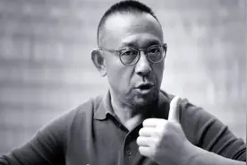 手机还能变成显微镜？太会整图片