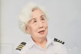 誓言｜“硬核奶奶”苗晓红：只要祖国需要我，我就还能飞图片
