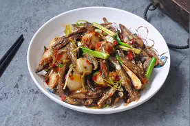 元宵节吃汤圆，有人水煮，有人油炸！教你湖南人的做法，太香了图片
