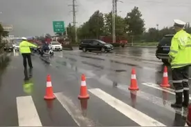 焦作北部山区出现大暴雨，部分道路封闭图片