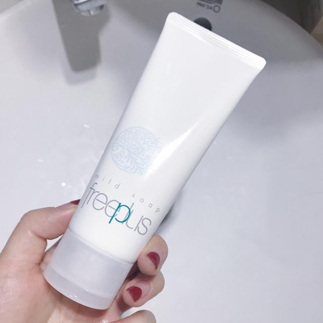 美白还补水，平价还大牌，这几款洗面奶也太划算了吧