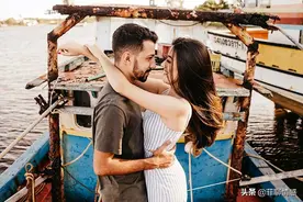 怎么让男朋友更爱自己？做好这6件事，可以让你的男人每天更爱你图片