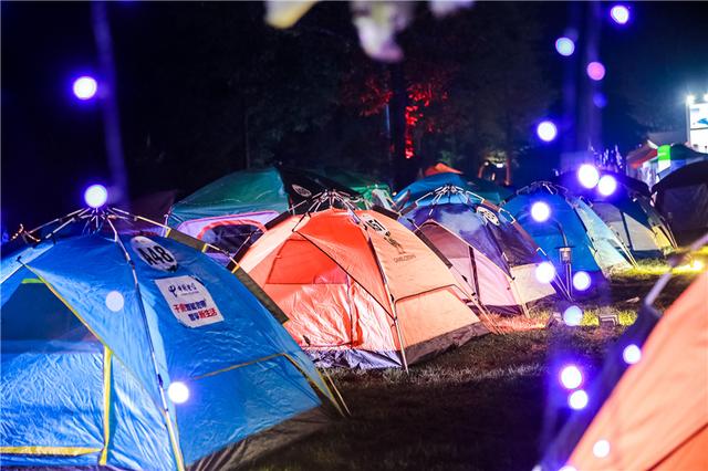 河北保定好风景，山林间的绿野仙踪，露营、房车、漂流，炫酷好玩