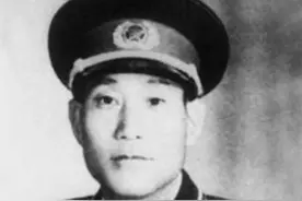 1955年授衔，一名马夫被授予少将军衔，毛主席特批他享受中将待遇图片