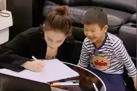 有种“基因”叫黄圣依，一家人都是学霸，安迪5岁就会初中知识图片