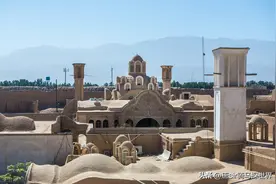 这个伊朗姑娘说着一口流利的中文，向世界推荐着中国的伟大图片