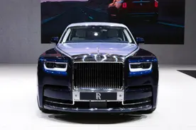 劳斯莱斯请网红代言引起争议！老车主：准备买迈巴赫或宾利图片