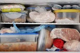 宅家防疫期间，冰箱塞满了食物，积水、结冰、不保鲜，怎么办？图片