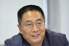 保康县委副书记、县政府县长冯云波：从党史中汲取智慧 在发展中彰显担当图片