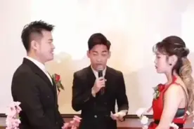 婚礼当天，主持人问她愿意嫁给眼前的这个男人吗，她说我不愿意图片