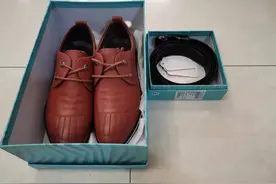 杭州丰庆路的世纪联华超市，你服务的样子真难看图片