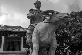 骑在牛背上的将军，竟然成了开国皇帝图片