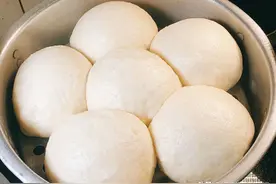 发面容易酸？大厨教您5大诀窍，保证面更香，而且20分钟发满盆图片