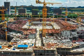 广州恒大足球场建设进展迅速，“莲冠”造型初具雏形图片