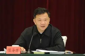 国务院任免：慎海雄兼任中央广播电视总台总编辑，王君正任新疆兵团政委、中国新建集团董事长图片
