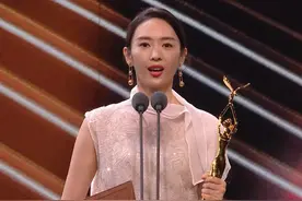 击败赵丽颖孙俪夺金鹰视后！童瑶事业逆袭真的只是靠嫁好老公？图片