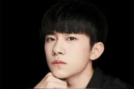 TFboys三小只说好的一起做偶像，易烊千玺却有段逗比黑历史图片