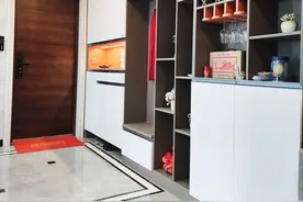 进门见厅超尴尬？95㎡小三房入门处成焦点，效果好到爆炸图片