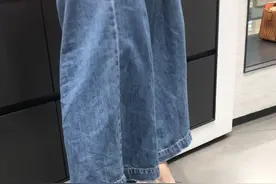 小CK春夏交叉带高跟鞋，这双出奇的舒服，不磨脚图片