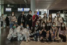 惨：21名留学生回国滞留瑞士机场，几乎陷入绝境，中领馆紧急发声图片