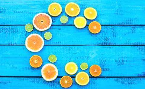 美白身体乳好还是vc粉好