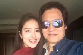 杨采钰秘事：冯女郎的成名史和她背后的富商图片